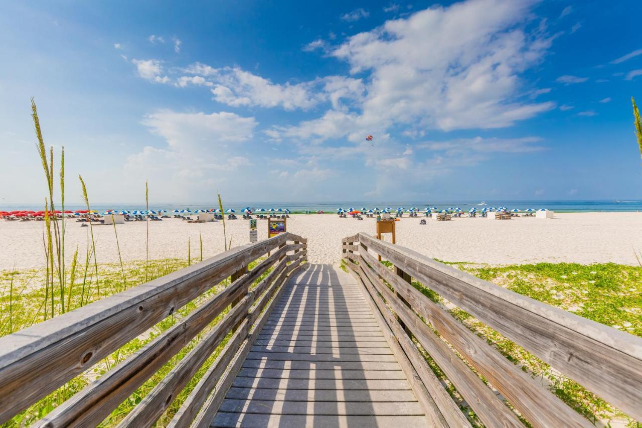 Holiday Inn Express Orange Beach - On The Beach, An Ihg Hotel Dış mekan fotoğraf