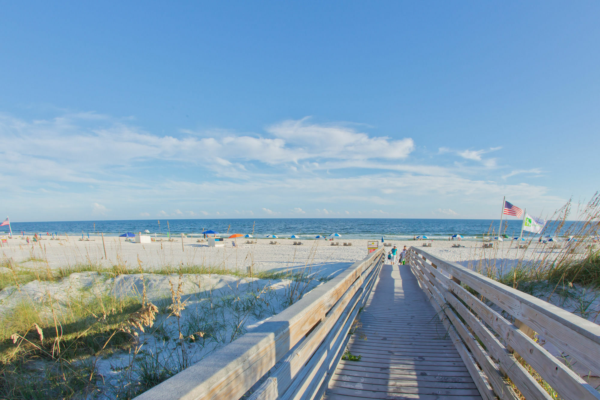 Holiday Inn Express Orange Beach - On The Beach, An Ihg Hotel Dış mekan fotoğraf